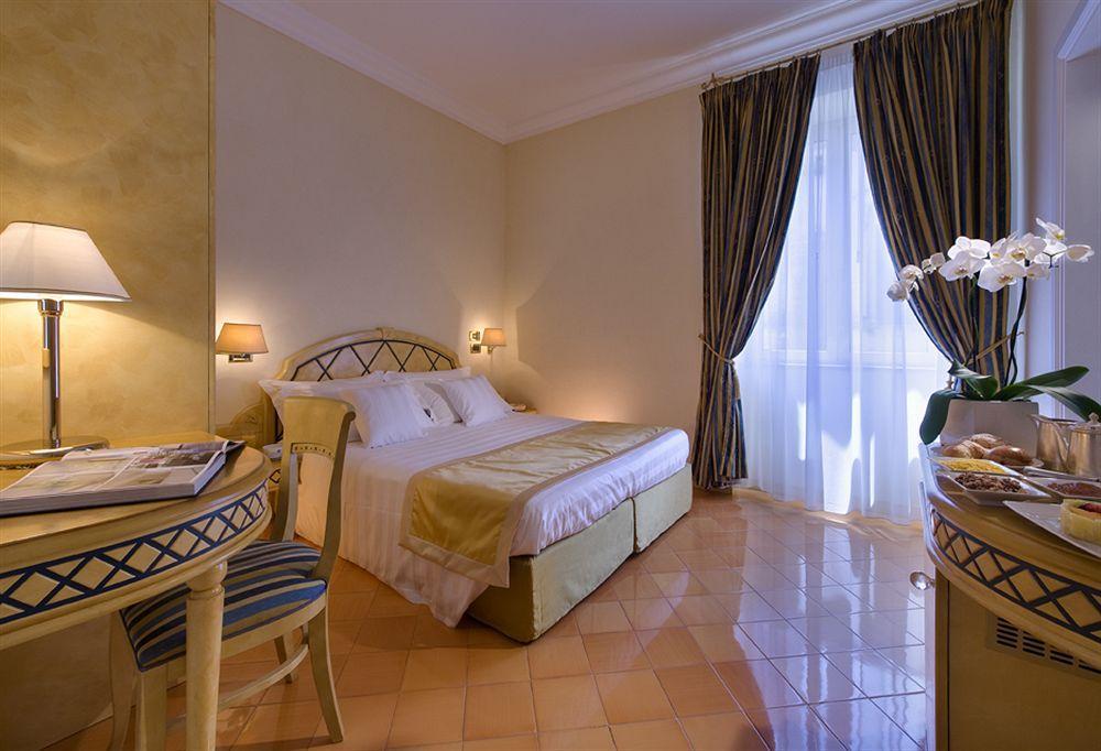Miramare E Castello Hotel Ischia Room photo